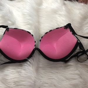PINK Victoria's Secret Intimates & Sleepwear - Really cute pink bra PINK Victoria's Secret Intimates & Sleepwear - Really cute pink bra